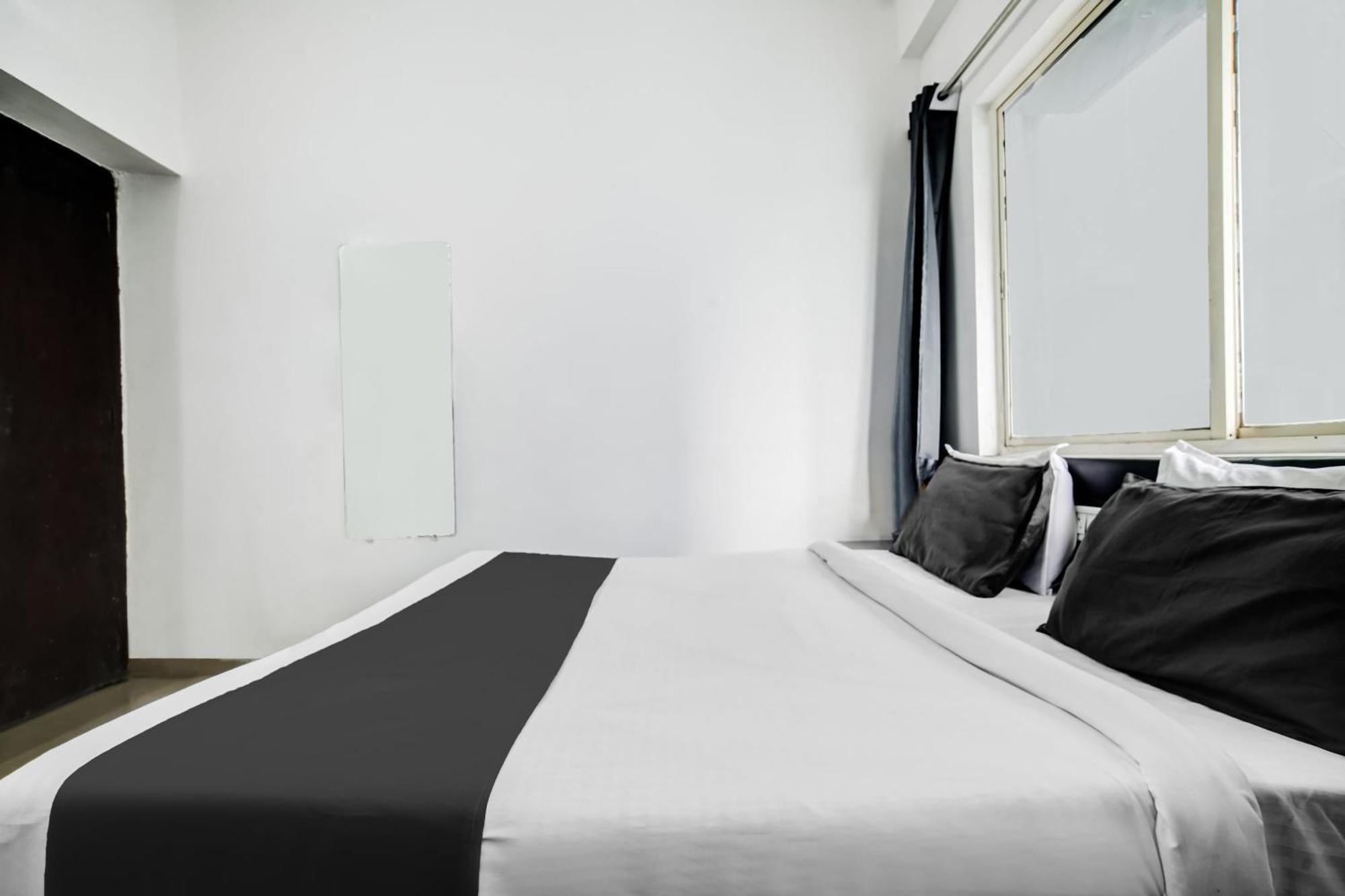 Super Hotel O Indraprasth Індаур Екстер'єр фото