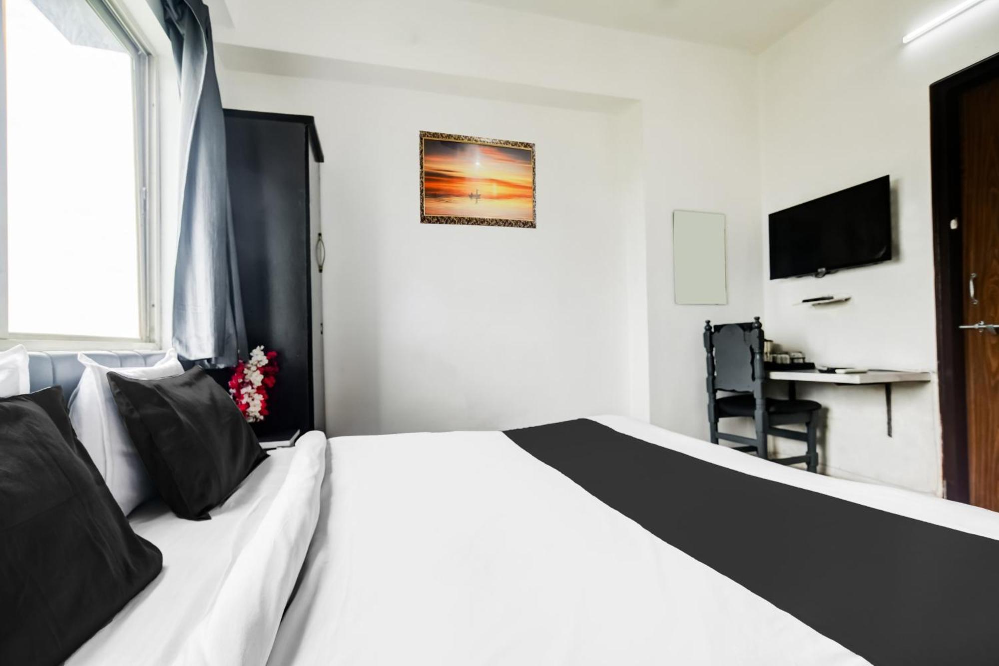 Super Hotel O Indraprasth Індаур Екстер'єр фото